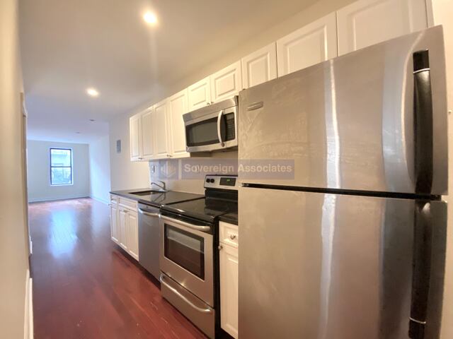 3-Bedroom at 20 Magaw Place