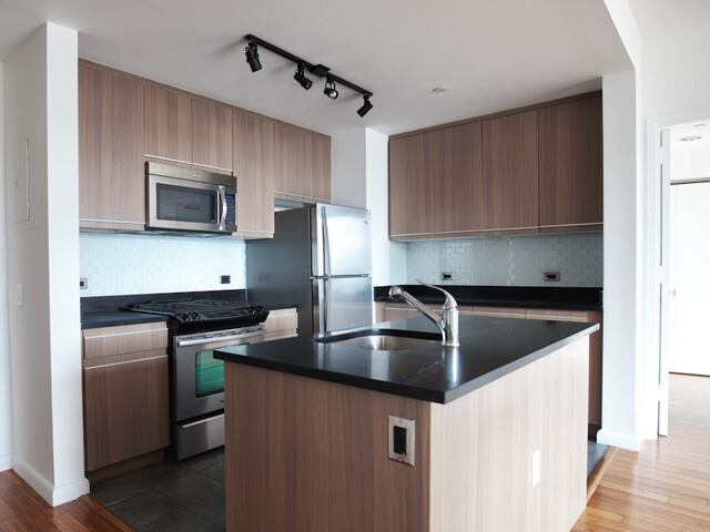 2-Bedroom at 66 Rockwell Place