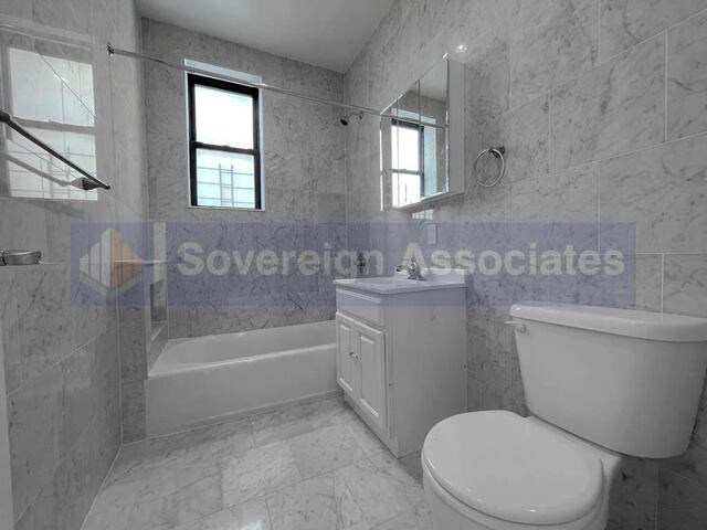 4-Bedroom at 250 Fort Washington Avenue