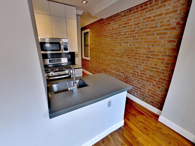 1-Bedroom at 20-22 Prince Street