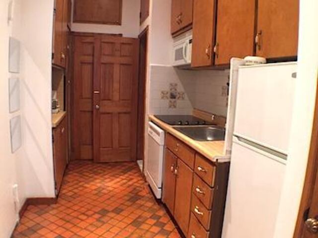 Studio at 65 East 54th Street