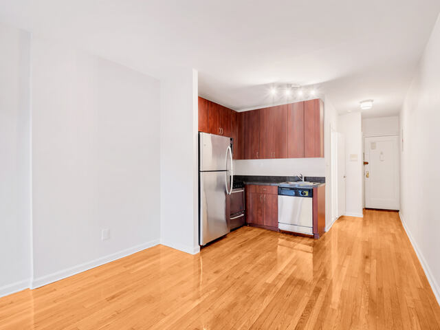 1-Bedroom at 426 West 49th Street