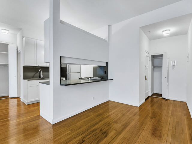 1-Bedroom at 121 Madison Avenue