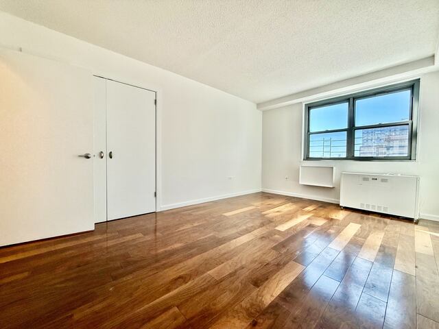 1-Bedroom at Lafayette Boynton: 875 Boynton Ave