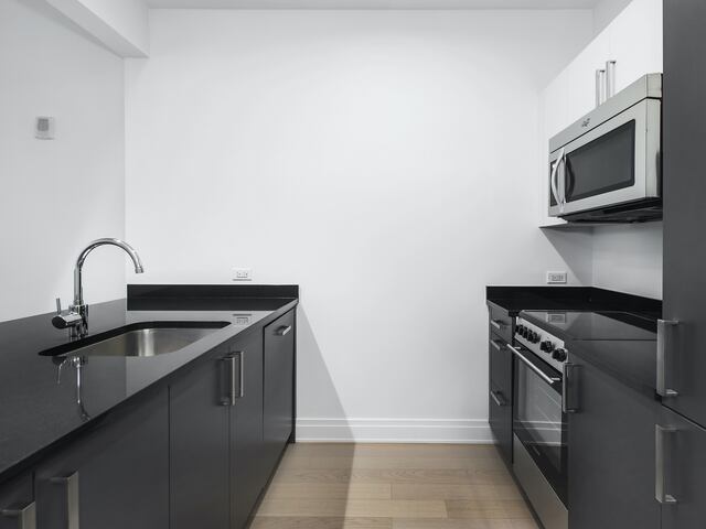 1-Bedroom at 70 Pine Street