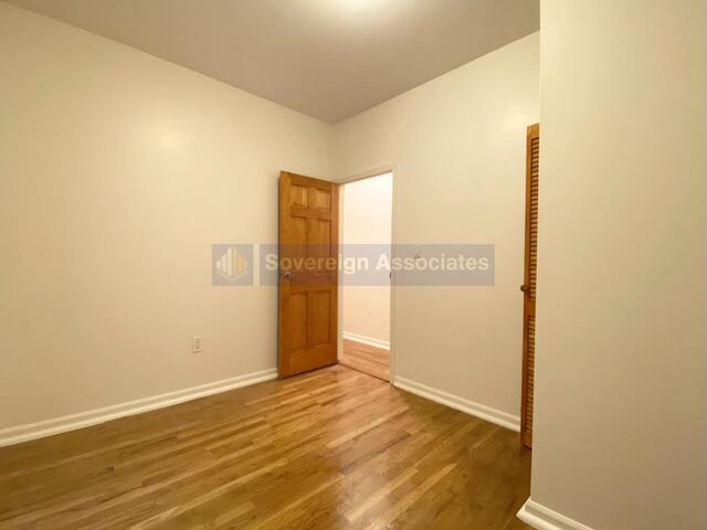 1-Bedroom at 3133 Broadway
