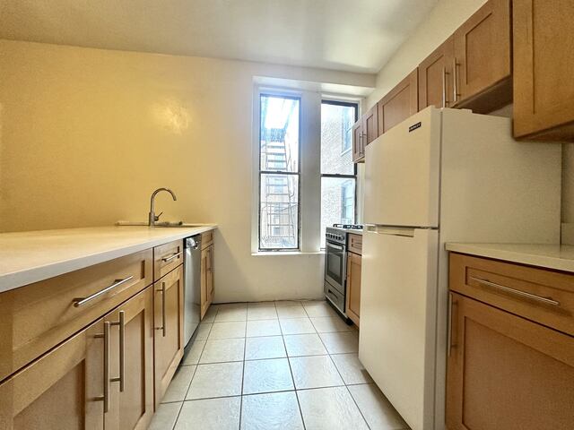 1-Bedroom at 12 Pinehurst Avenue