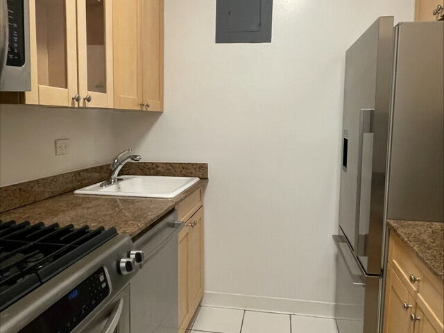 1-Bedroom at Murray Hill Manor