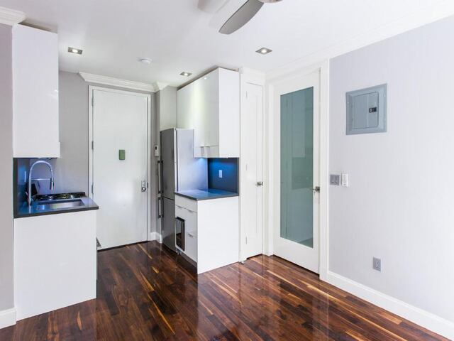 1-Bedroom at 250 East 50th Street
