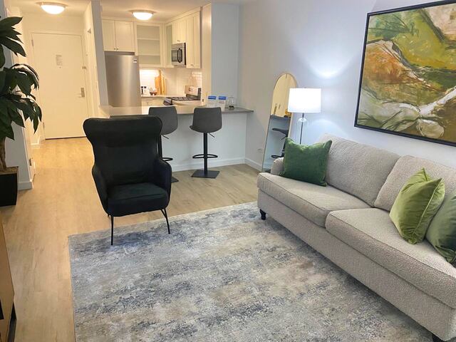 2-Bedroom at Two Lincoln Square