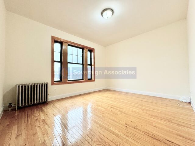 3-Bedroom at 63 Hamilton Terrace