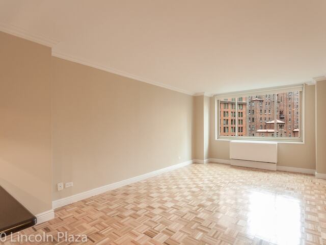 1-Bedroom at 30 Lincoln Plaza