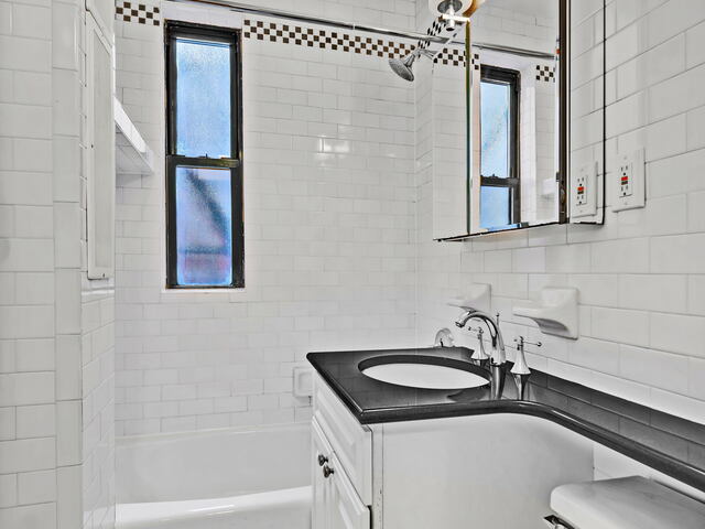 1-Bedroom at 226 East 70th Street