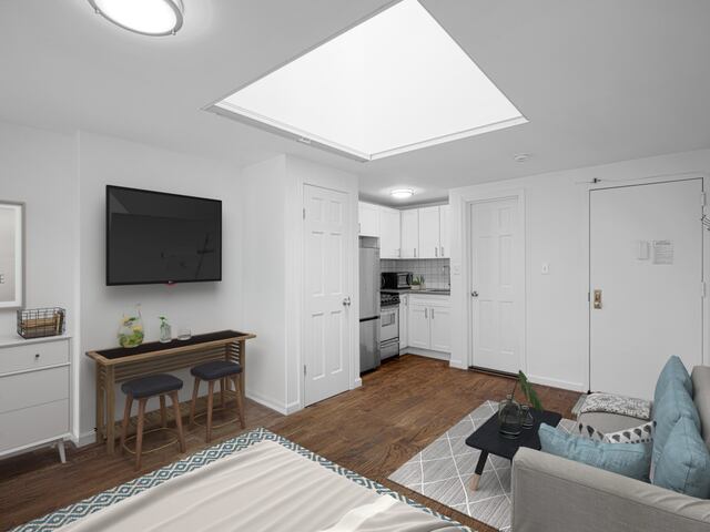 Studio at 323 West 4th Street