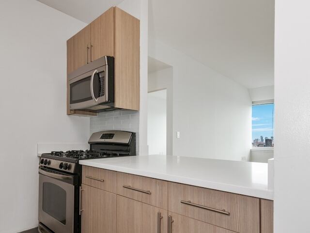 2-Bedroom at 200 Water Street