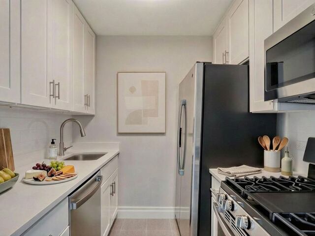 1-Bedroom at Windsor Court