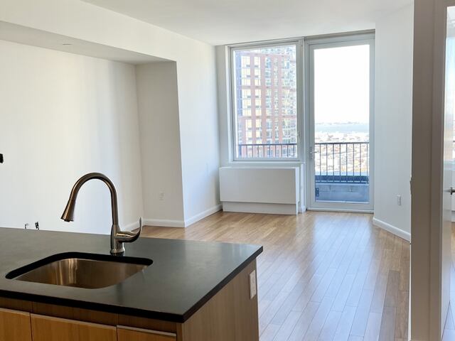 2-Bedroom at 66 Rockwell Place