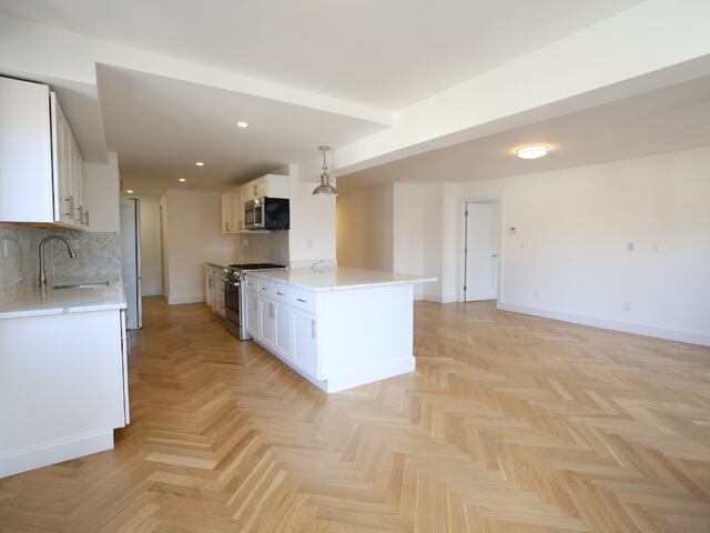 3-Bedroom at Lexington Towers