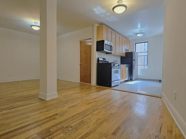 2-Bedroom at 660 Fort Washington Avenue