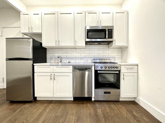 1-Bedroom at 45 Tiemann Place