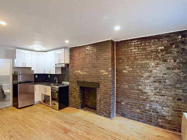 Studio at 203 Chrystie Street