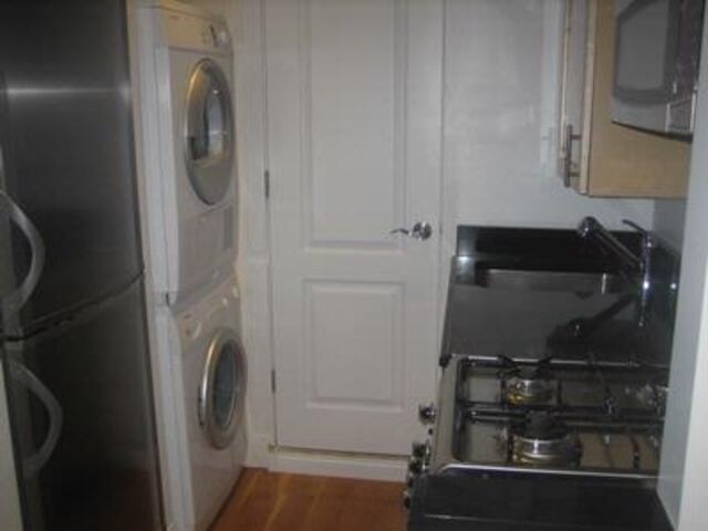 2-Bedroom at 697 Tenth Avenue