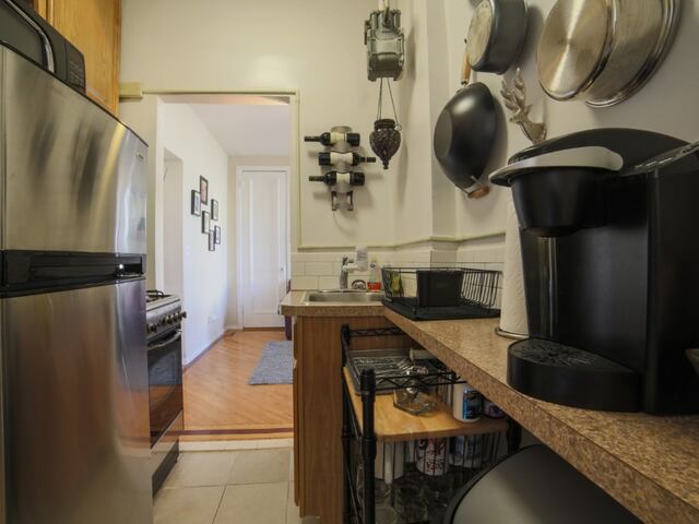 2-Bedroom at 225 Central Park North