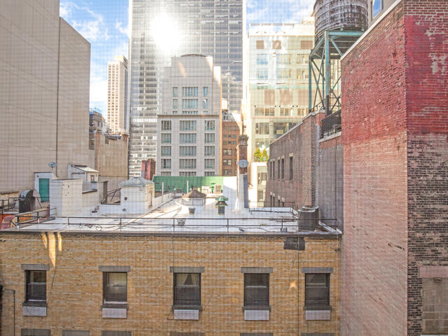 2-Bedroom at 15 West 55th Street
