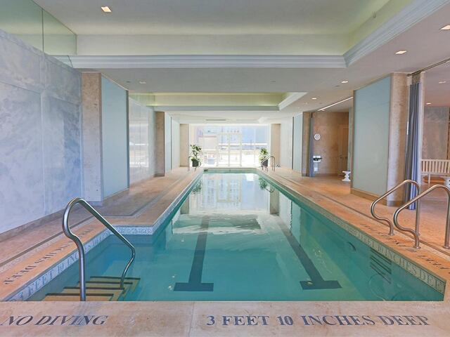 1-Bedroom at Barclay Tower
