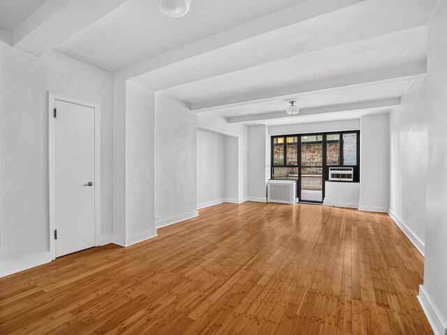 Studio at The Beaux Arts: 307 East 44th