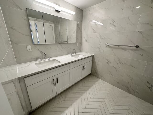 3-Bedroom at Lexington Towers