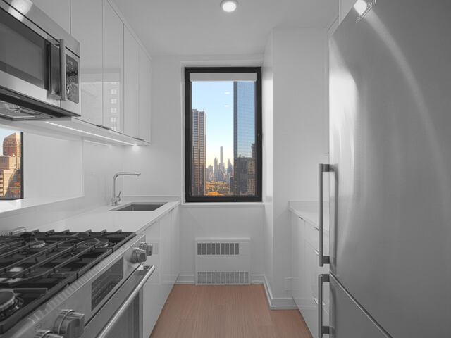 1-Bedroom at South Park Tower