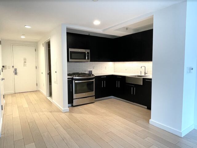 Studio at 535W43