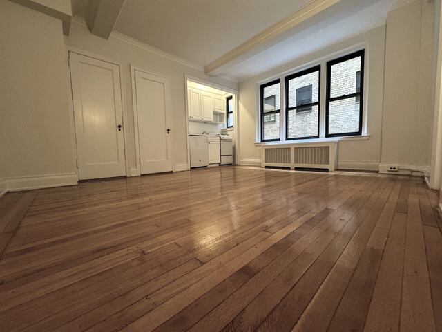 Studio at 404 East 55th Street