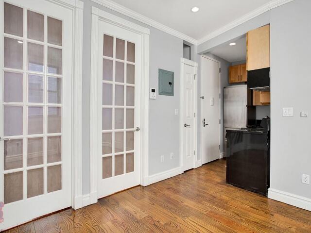 2-Bedroom at 330 East 35th Street