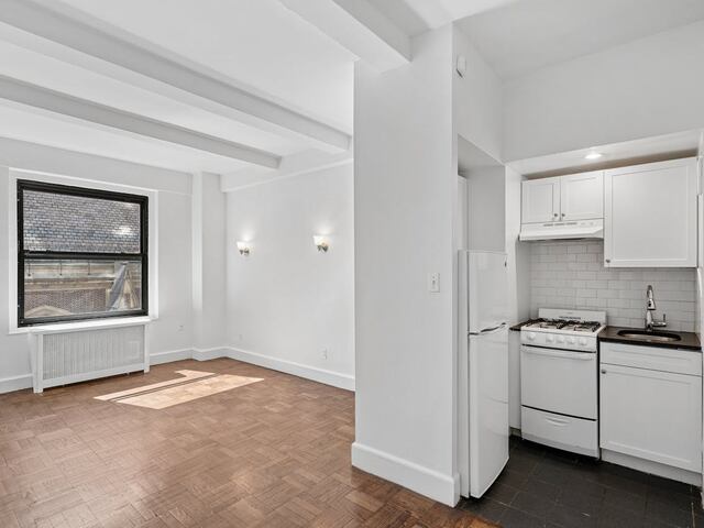 1-Bedroom at South Pierre (aka 160 West 71st)