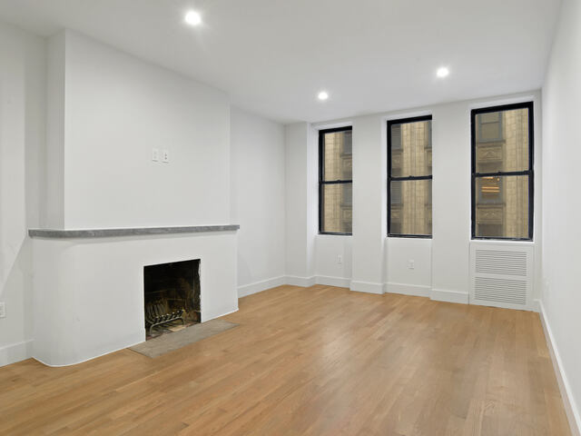 2-Bedroom at 121 Madison Avenue
