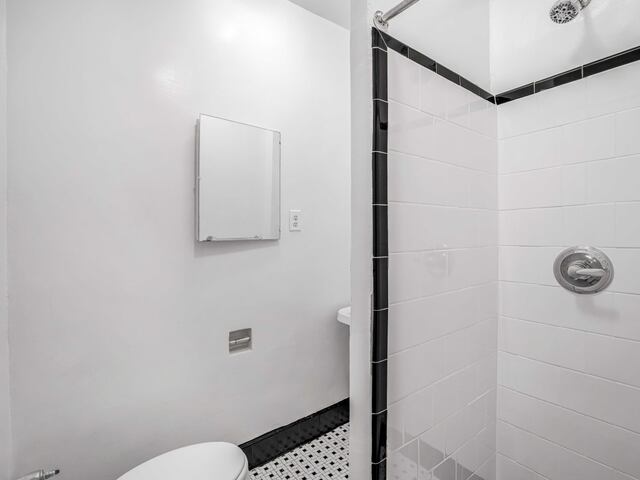 Studio at 433 West 21st Street