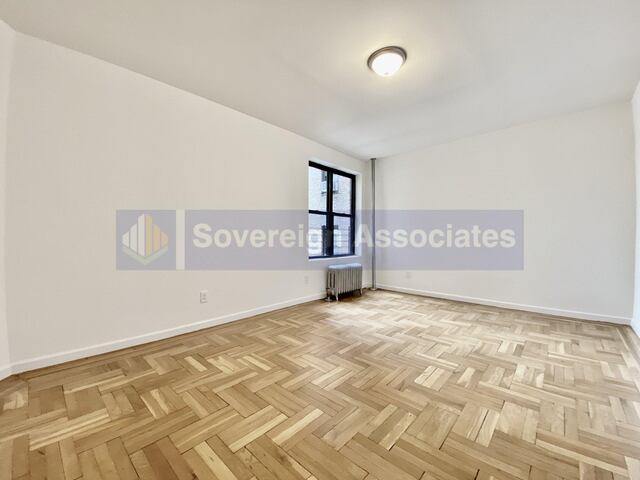 2-Bedroom at 590 Fort Washington Avenue
