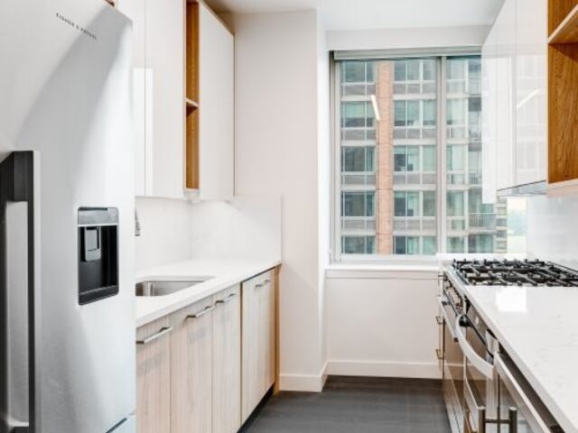 3-Bedroom at 101 West End Avenue