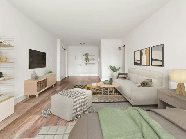 Studio at Parker Towers: 104-60 Queens Blvd