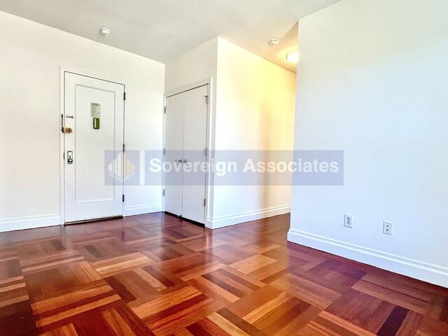 2-Bedroom at The Westbourne : 609 West 137th