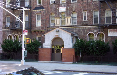 Entrance to 150 Ocean Ave, Brooklyn