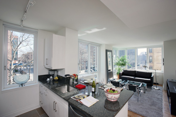 1510 Lexington: Living Room (model)