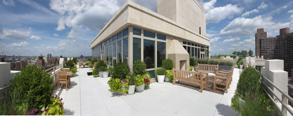 1510 Lexington: Rooftop Terrace 