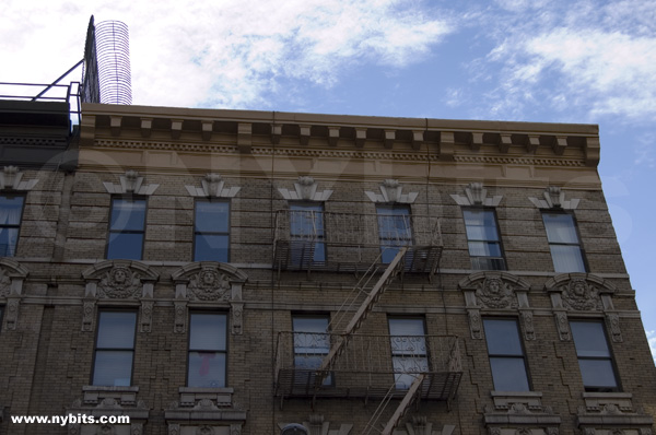 220 East 25th: Upper Floors