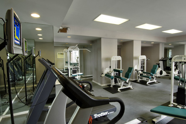 245 East 40th: Gym