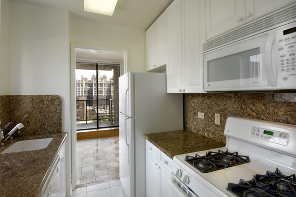 245 East 40th: Kitchen