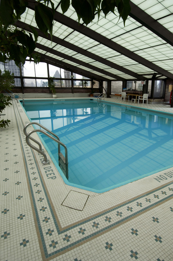 245 East 40th: Pool