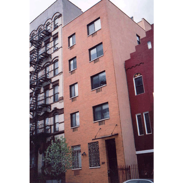 287 East 4th street Exterior